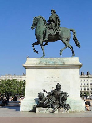 Estatuas de Luis XIV y de la Alegoría del Ródano